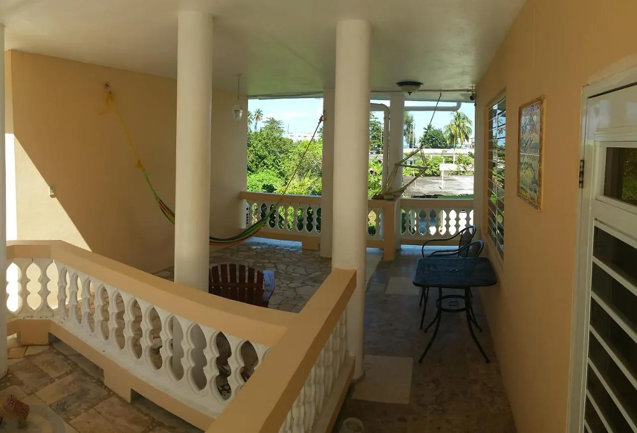 Villa Marsana Aguada 3*,